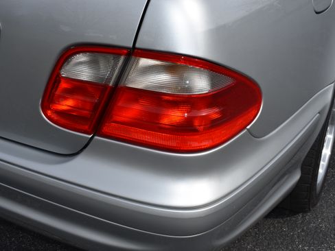 Used 2001 Mercedes-Benz CLK 430 image 40