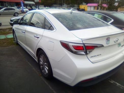 Used 2016 Hyundai Sonata Hybrid FWD image 14