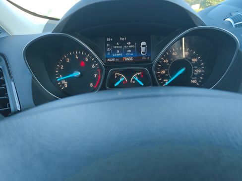 Used 2018 Ford Escape SEL image 8