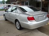 Used 2005 Toyota Camry XLE image 6