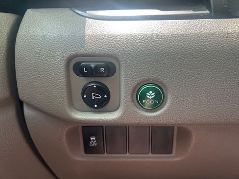 Used 2016 Honda Pilot AWD EX-L image 13