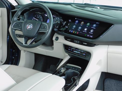 Used 2023 Buick Envision FWD Avenir image 30