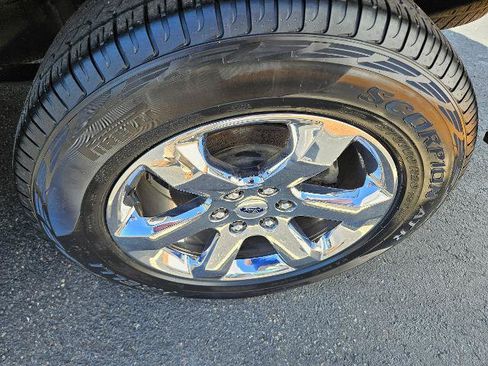 Certified 2023 Ford F150 XLT AWD/4WD image 10
