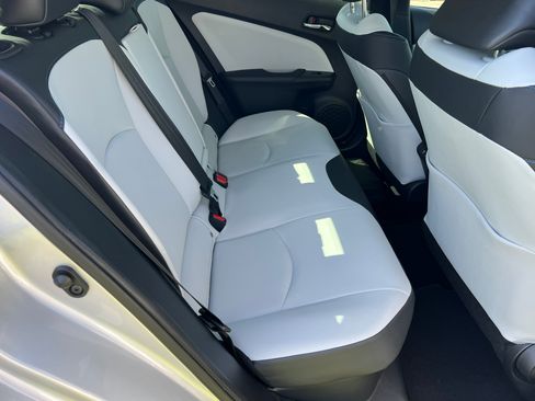 Used 2019 Toyota Prius Limited image 12