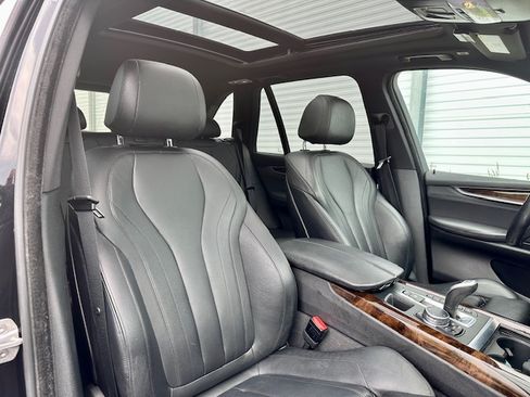 Used 2017 BMW X5 xDrive35d image 4