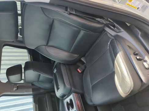 Used 2017 GMC Sierra 1500 SLT image 9