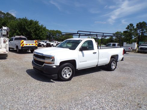 Used 2018 Chevrolet Silverado 1500 image 1