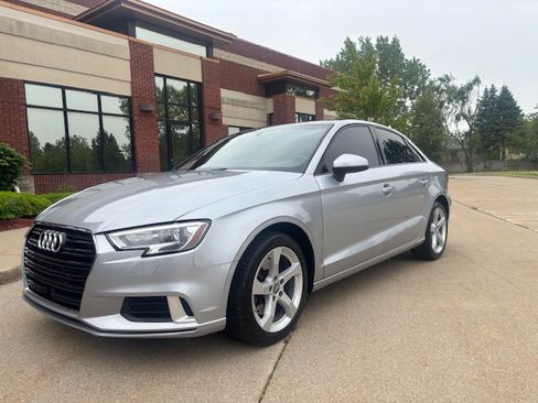 Used 2019 Audi A3 2.0T Premium image 5
