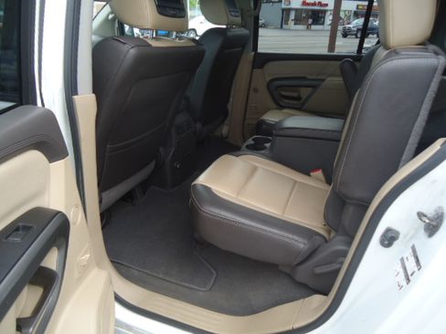 Used 2015 Nissan Armada 4WD w/ Platinum Reserve Pkg image 10