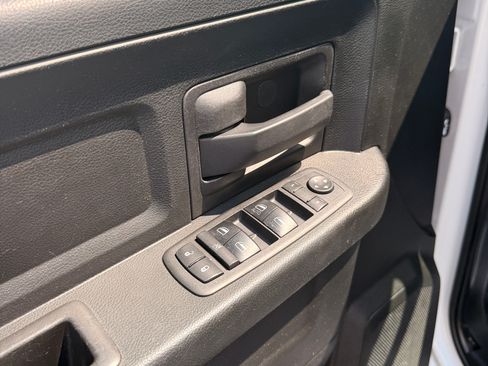 Used 2018 RAM 1500 2WD Quad Cab ST image 7
