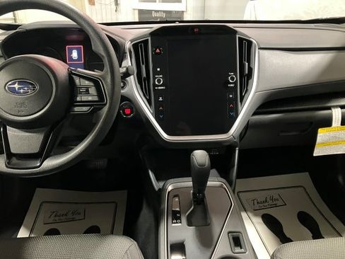 Used 2024 Subaru Crosstrek 2.0i Premium image 17