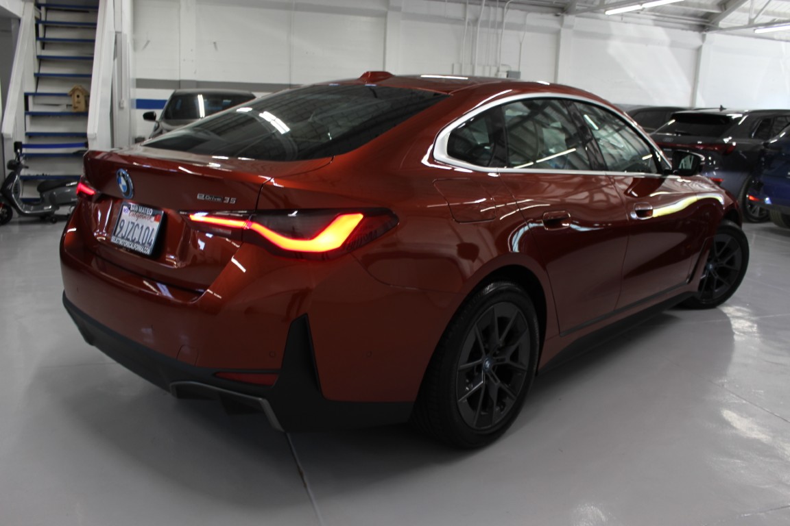 Used 2024 BMW i4 eDrive35 RWD image 7