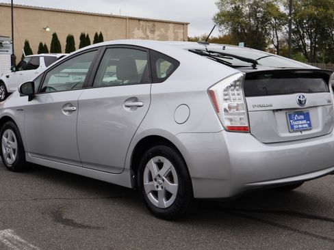 Used 2011 Toyota Prius Three image 6