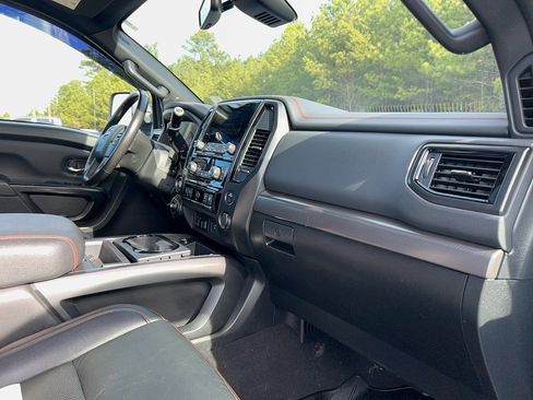 Used 2023 Nissan Titan PRO-4X image 23