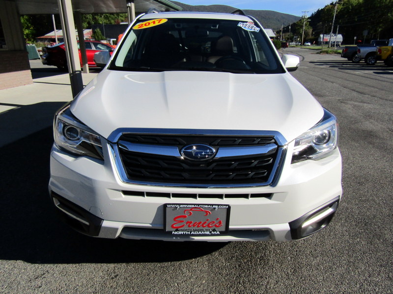 Used 2017 Subaru Forester 2.5i Touring AWD/4WD image 7