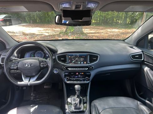Used 2018 Hyundai Ioniq Hybrid Limited w/ Ultimate Pkg FWD image 21