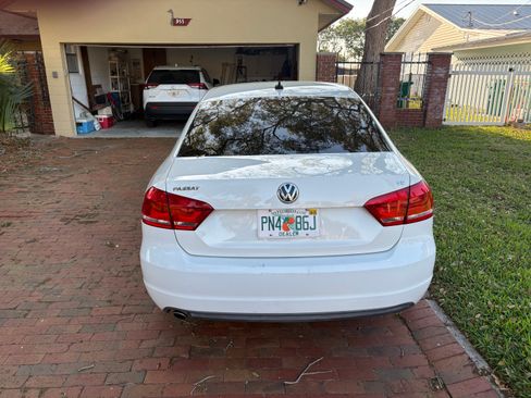 Used 2013 Volkswagen Passat 2.5 SE image 5