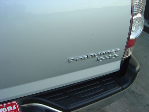 Used 2012 Toyota Tacoma PreRunner image 11