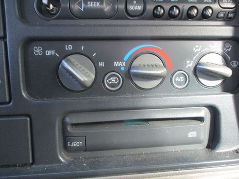 Used 1998 GMC Sierra 1500 SLE image 37