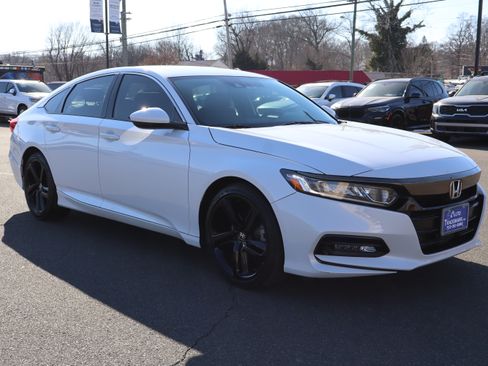 Used 2020 Honda Accord Sport image 10
