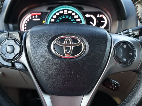 Used 2014 Toyota Venza image 26