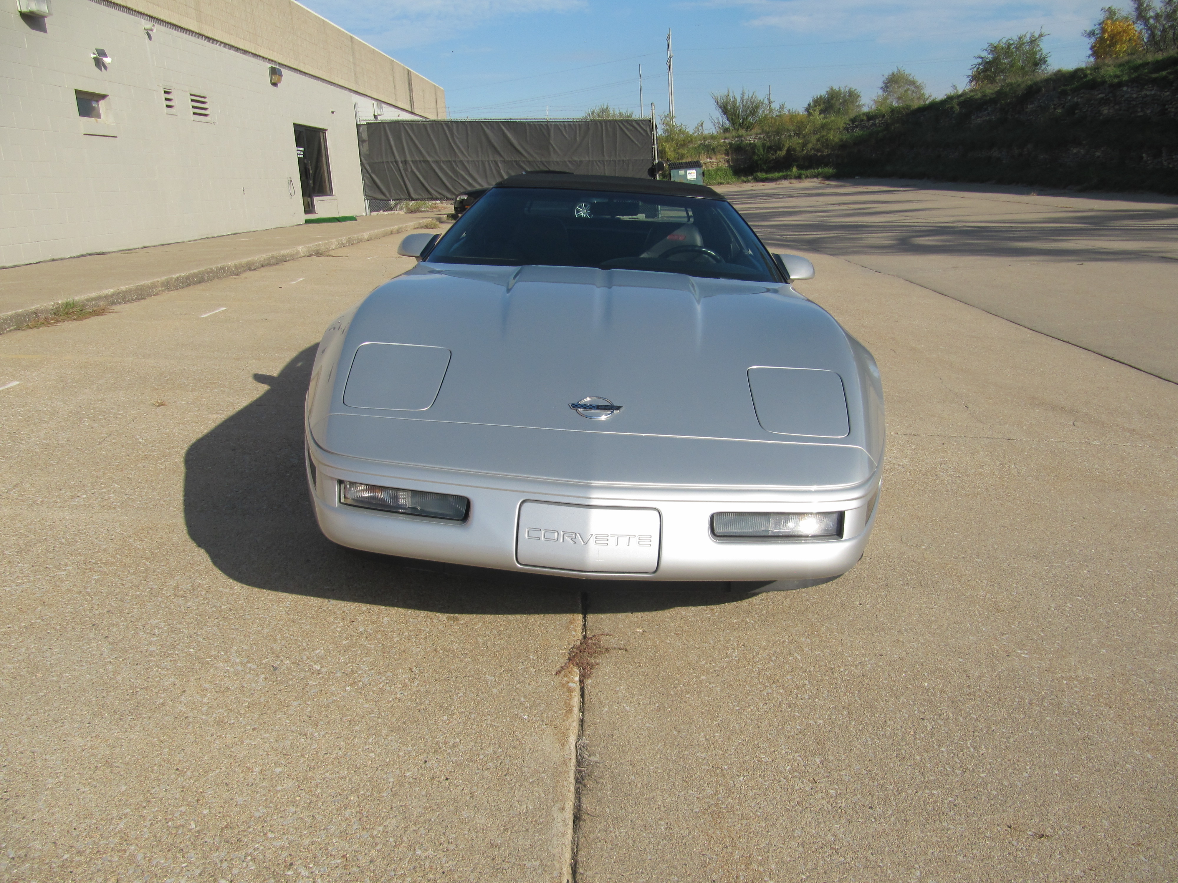 Used 1996 Chevrolet Corvette Convertible RWD image 3