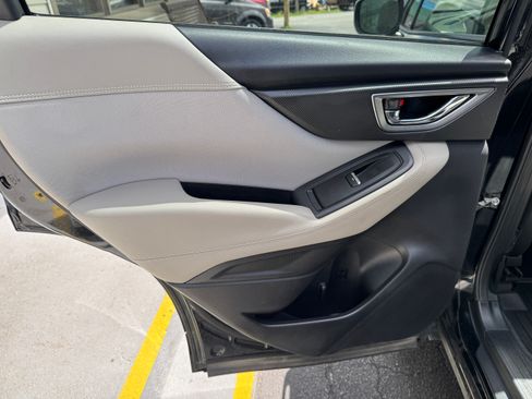 Used 2019 Subaru Forester Premium AWD/4WD image 13