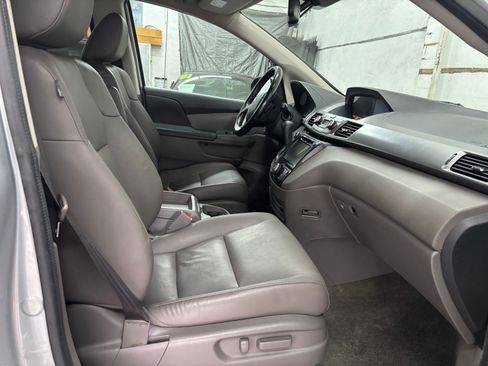 Used 2015 Honda Odyssey Touring image 13