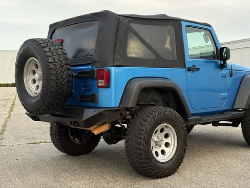 Used 2010 Jeep Wrangler 4WD Sport image 41