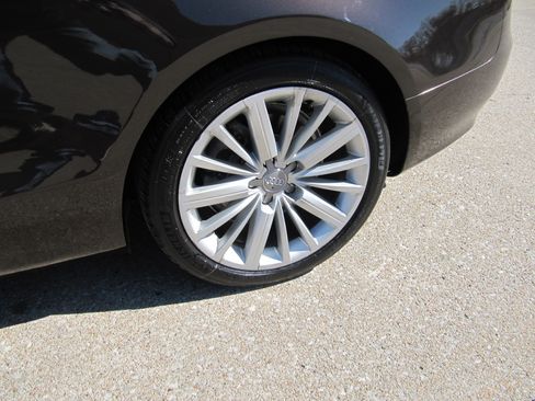 Used 2012 Audi A5 2.0T Premium Plus image 12