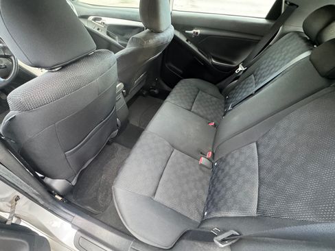 Used 2009 Toyota Matrix S image 6