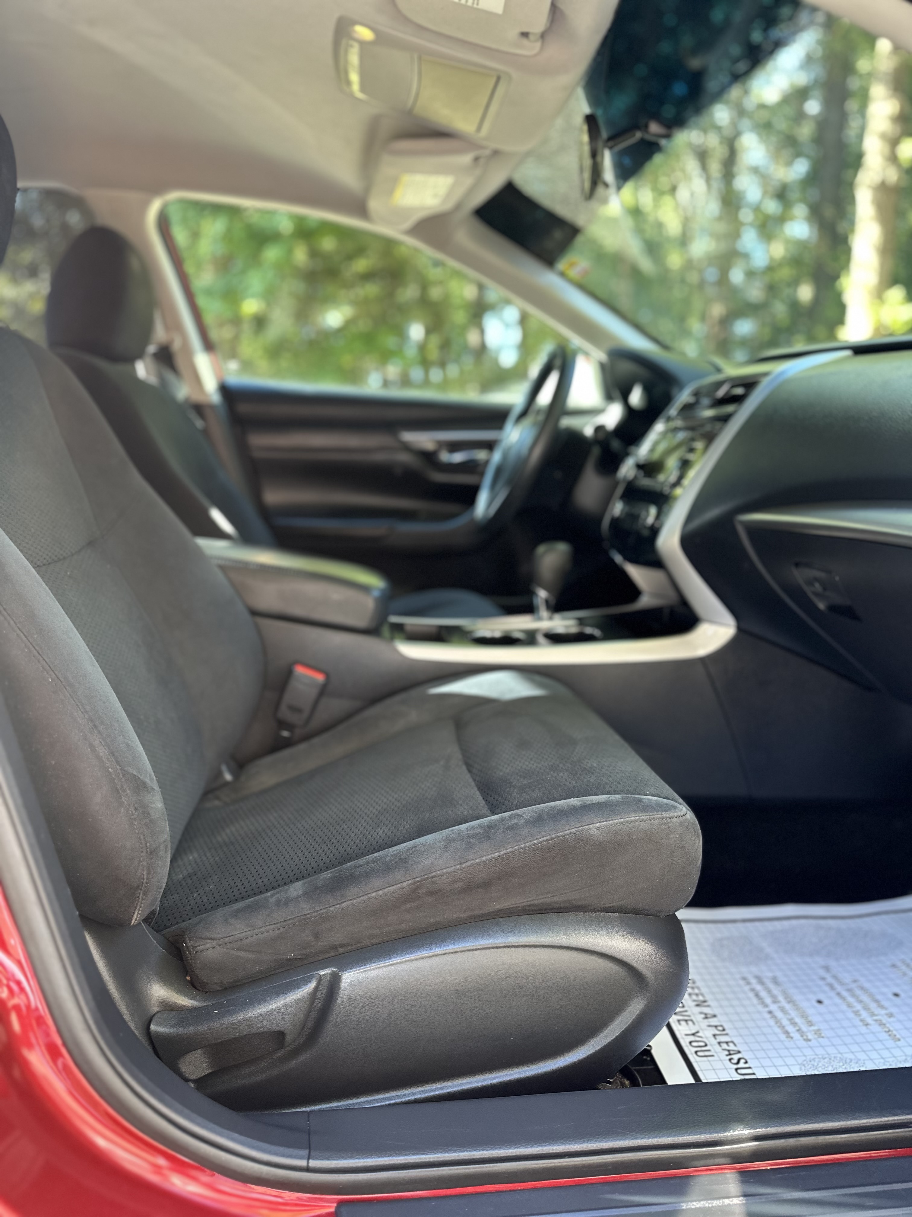 Used 2015 Nissan Altima SV FWD image 15