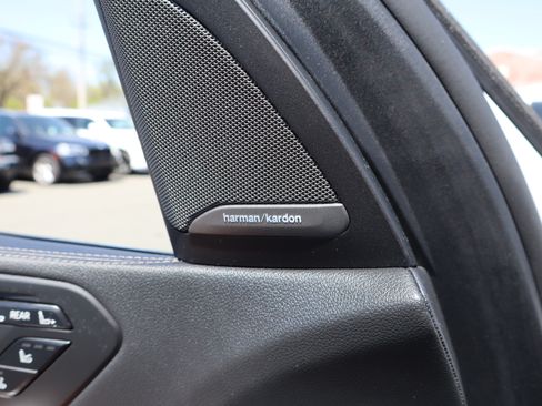 Used 2020 BMW X7 xDrive40i w/ M-Sport Package image 32