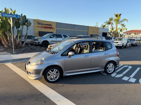 Used 2008 Honda Fit Sport image 16