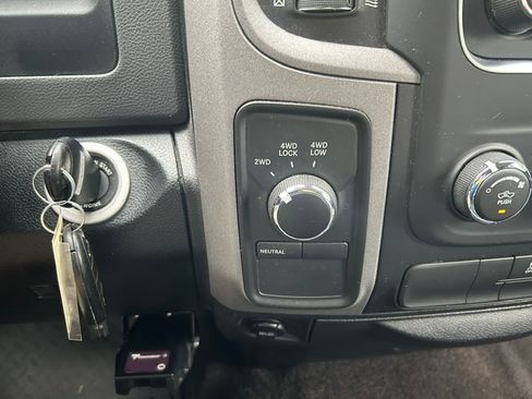 Used 2016 RAM 2500 4x4 Crew Cab ST image 59