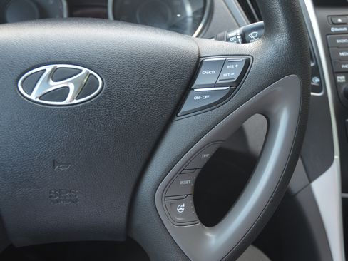 Used 2014 Hyundai Sonata GLS FWD image 11