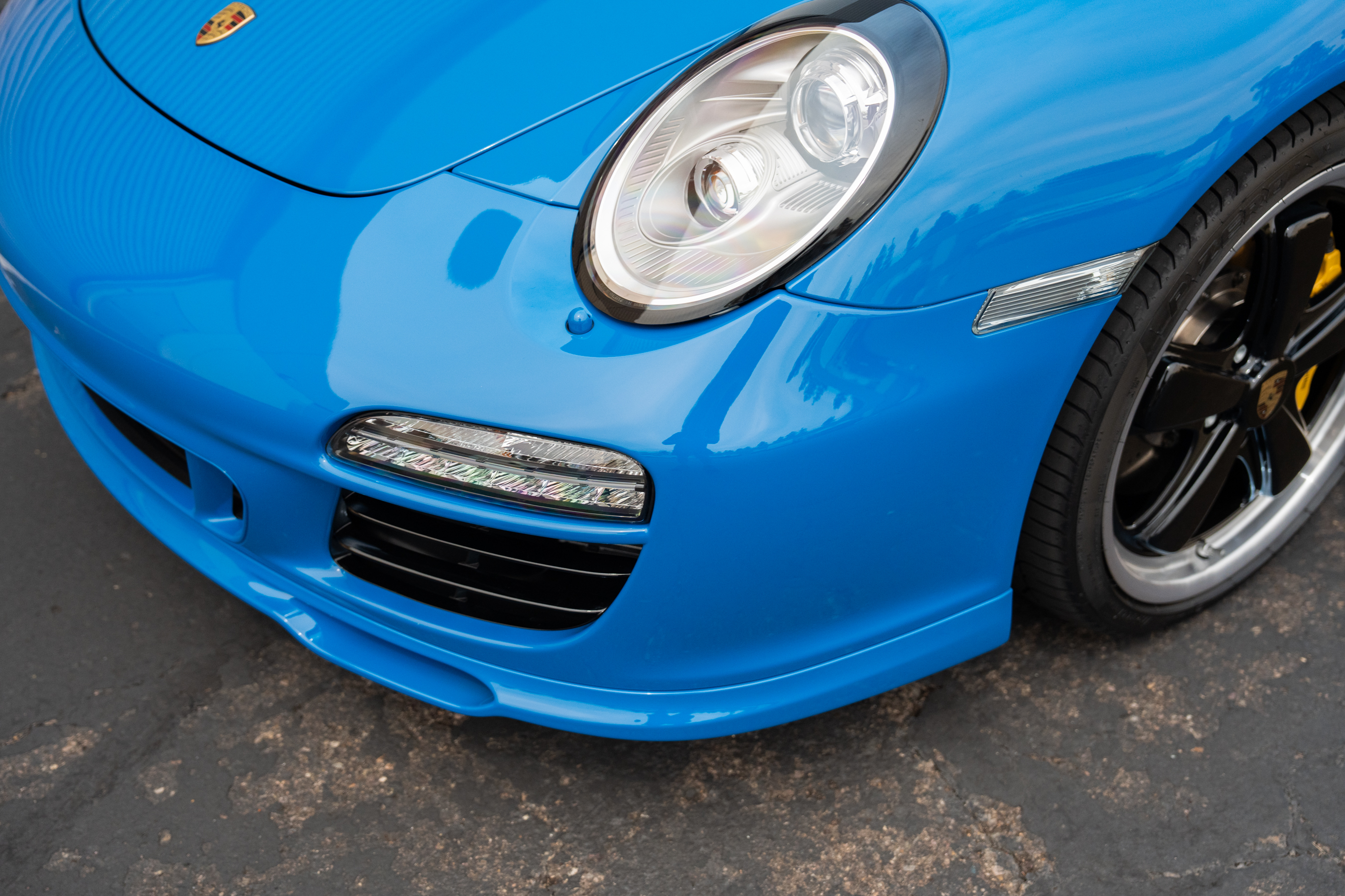 Used 2011 Porsche 911 Speedster RWD image 8