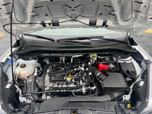 Used 2022 Ford Escape SE image 26