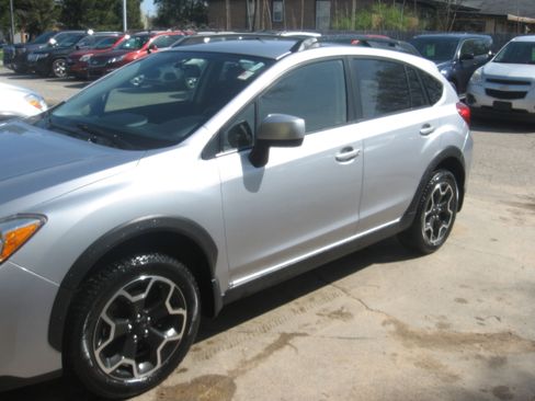Used 2014 Subaru XV Crosstrek 2.0i Limited image 1