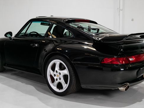 Used 1996 Porsche 911 Turbo image 8