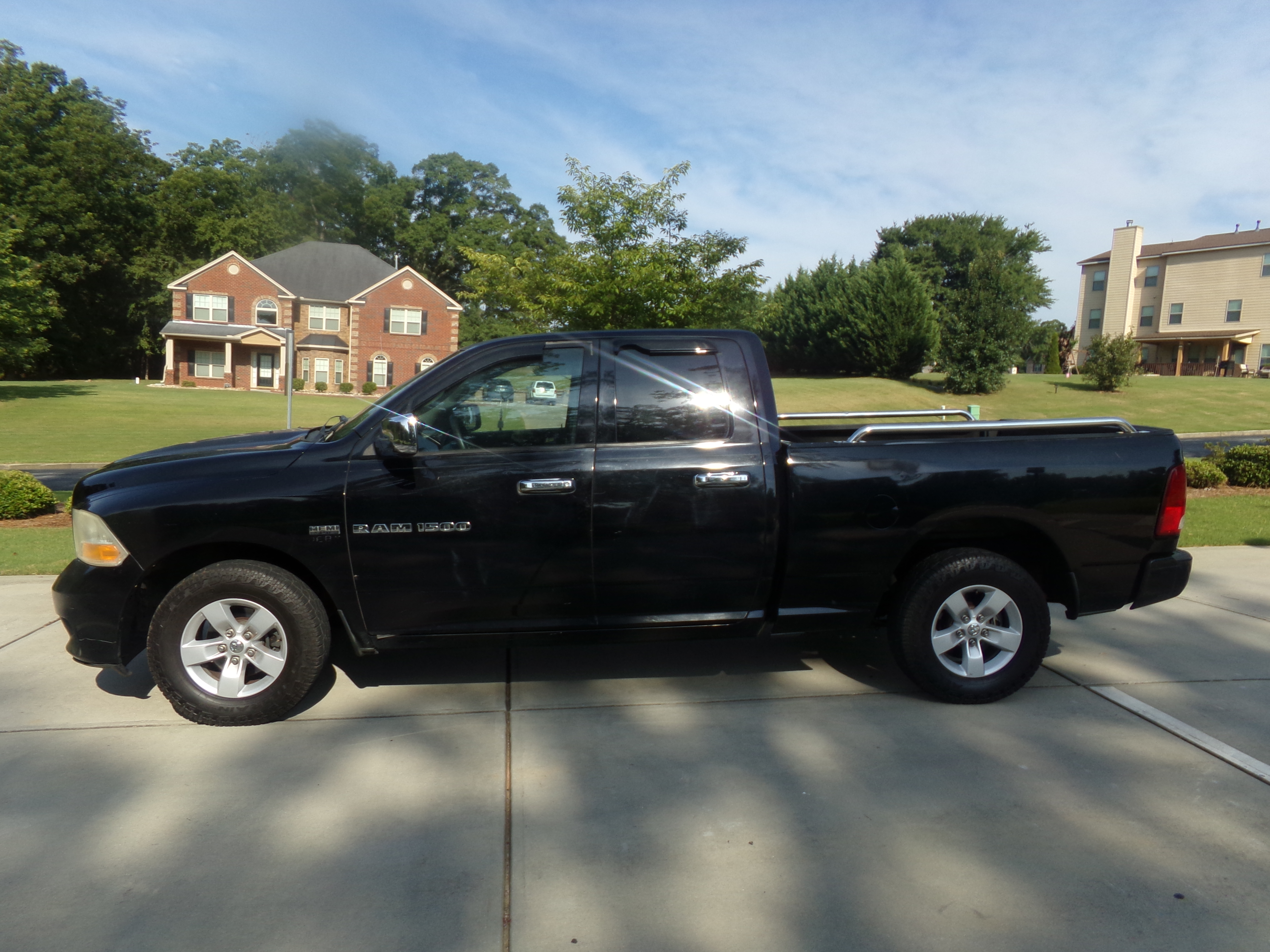 Used 2012 RAM 1500 2WD Quad Cab ST image 2