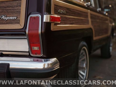 Used 1991 Jeep Grand Wagoneer image 74