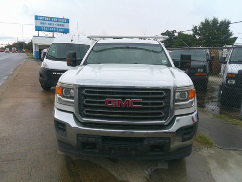 Used 2017 GMC Sierra 2500 Classic W/T image 8