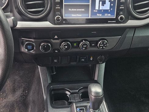 Used 2020 Toyota Tacoma image 11