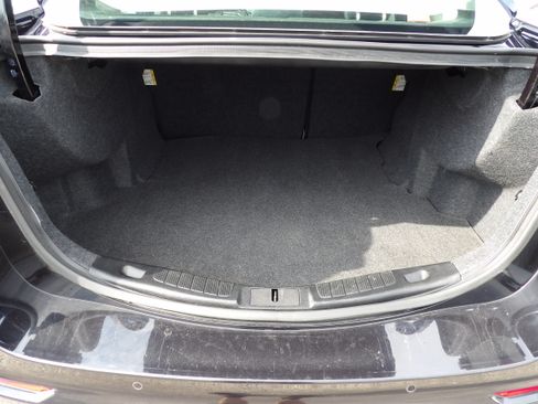 Used 2019 Ford Fusion SE FWD image 16