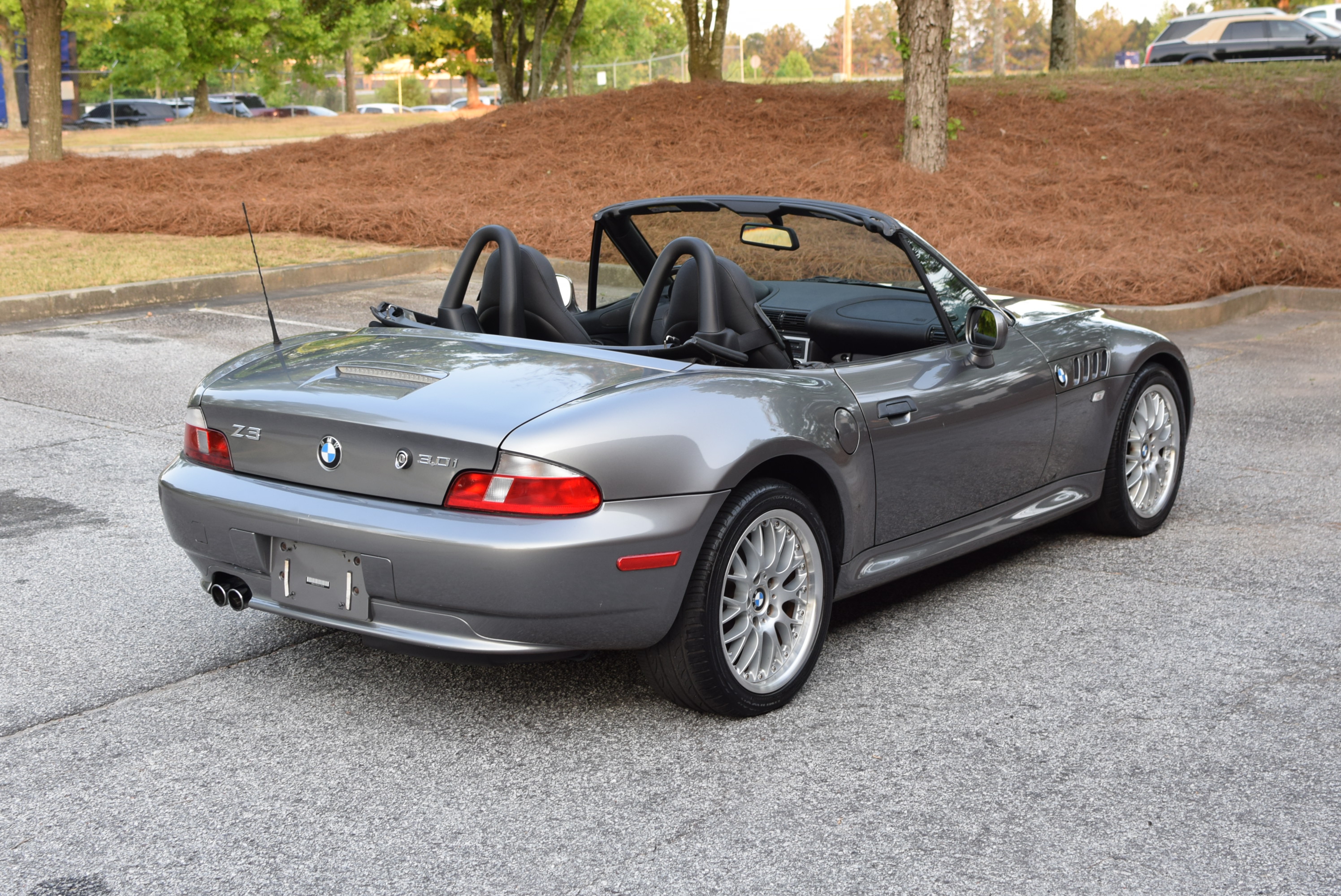 Used 2001 BMW Z3 3.0i RWD image 9
