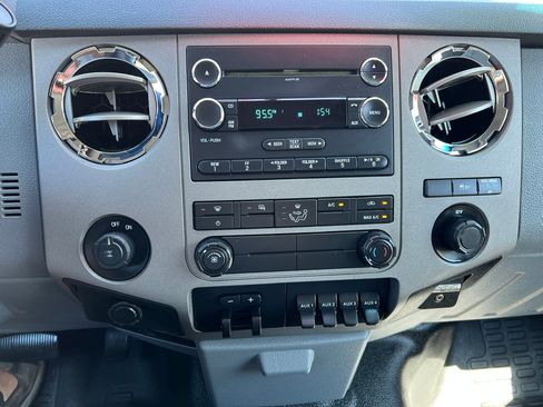 Used 2012 Ford F250 2WD SuperCab Super Duty image 9