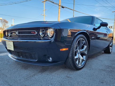 Used 2015 Dodge Challenger R/T Plus image 6