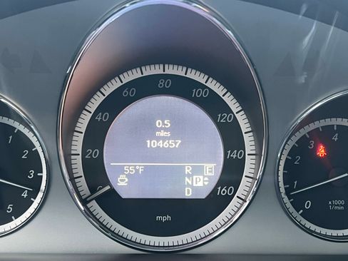 Used 2011 Mercedes-Benz E 350 image 36