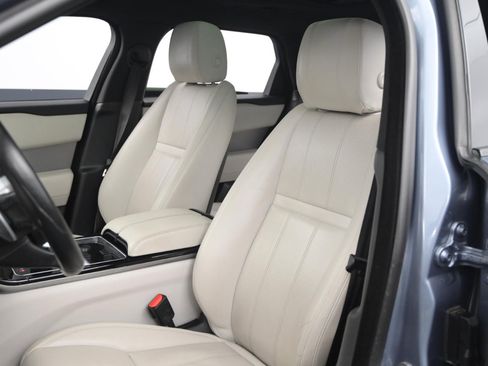 Used 2020 Land Rover Range Rover Velar R-Dynamic S image 41